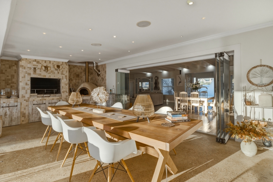 4 Bedroom Property for Sale in Croydon Vineyard Estate Western Cape